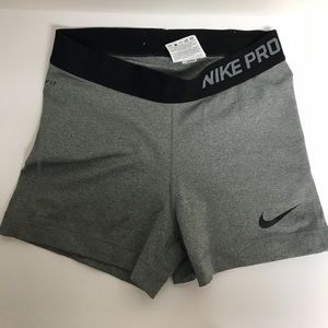 Nike Pro